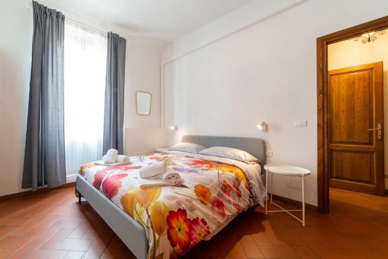 110 Sqm Apartment 6 Sleeps In Santa Croce Florencia Exterior foto