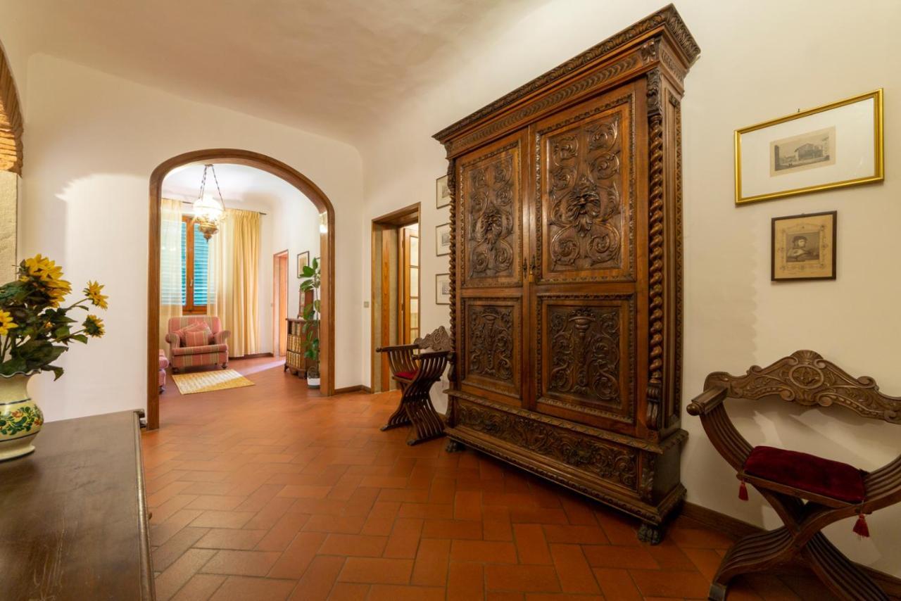 110 Sqm Apartment 6 Sleeps In Santa Croce Florencia Exterior foto