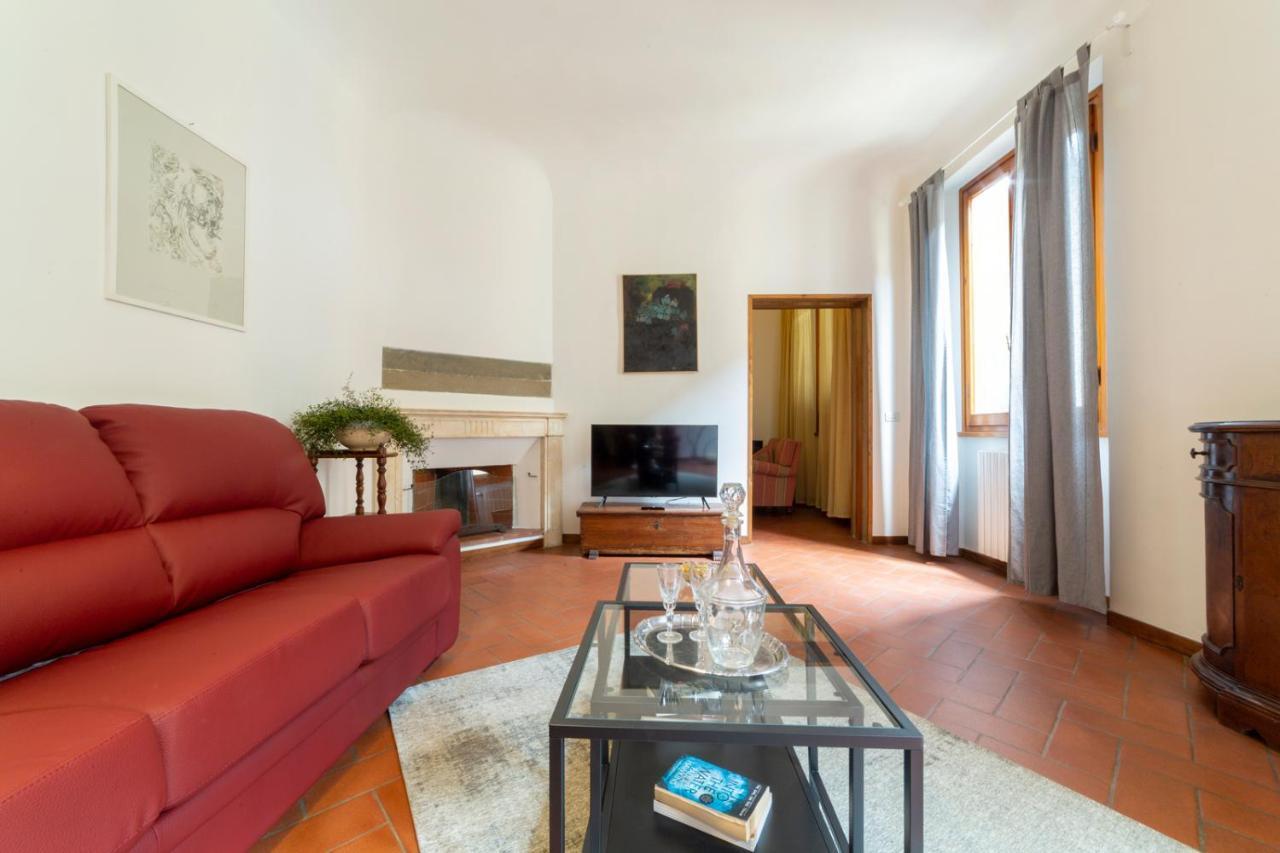 110 Sqm Apartment 6 Sleeps In Santa Croce Florencia Exterior foto