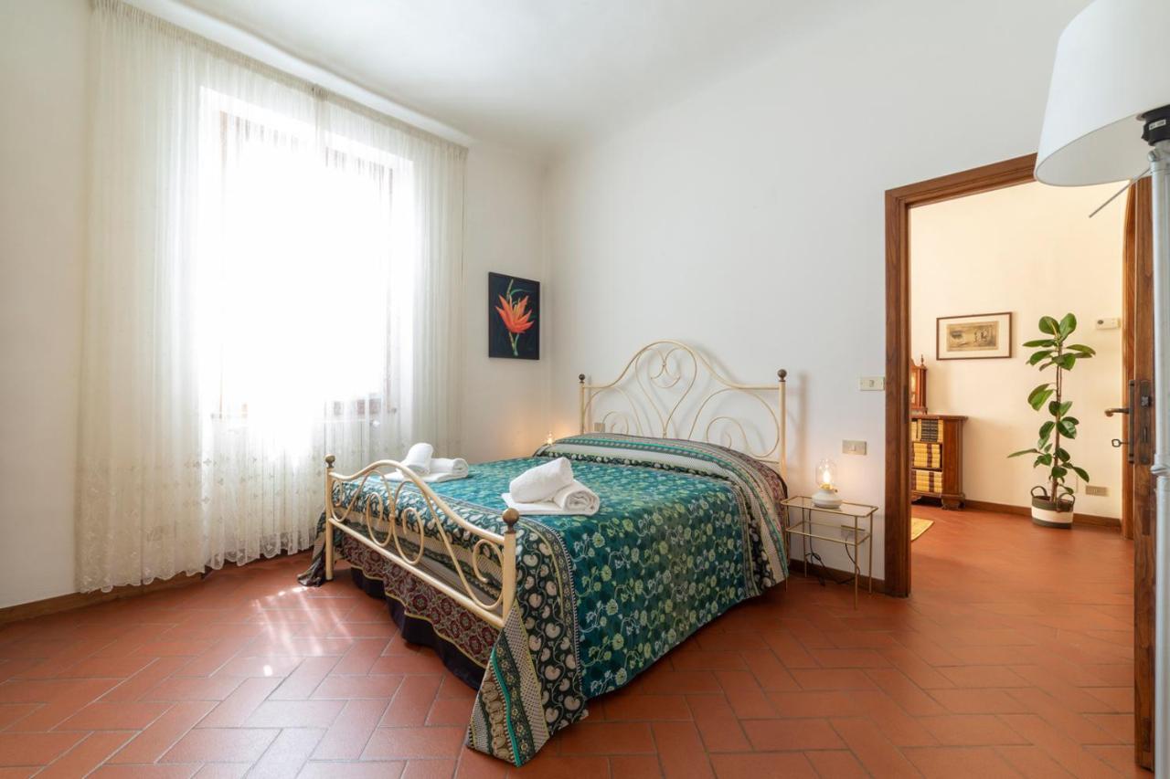 110 Sqm Apartment 6 Sleeps In Santa Croce Florencia Exterior foto
