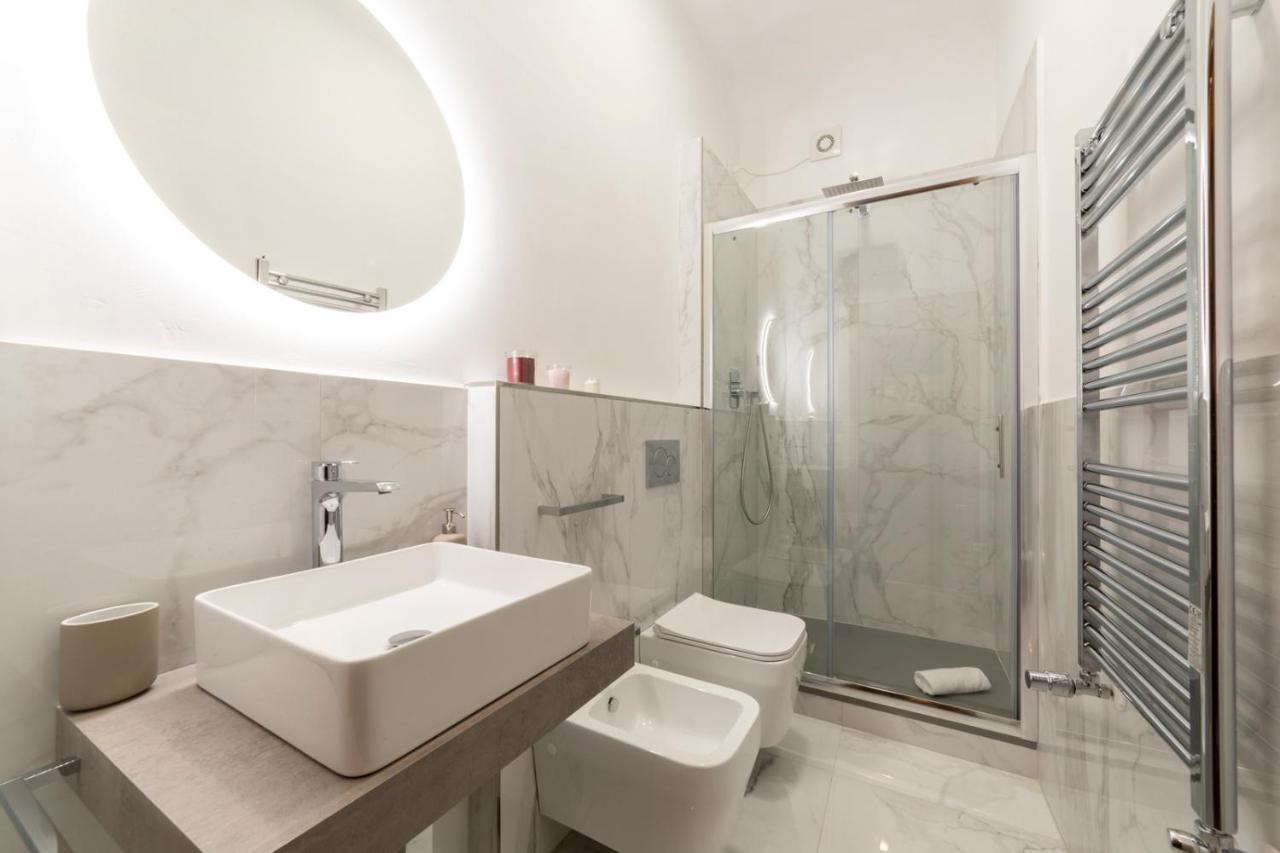 110 Sqm Apartment 6 Sleeps In Santa Croce Florencia Exterior foto