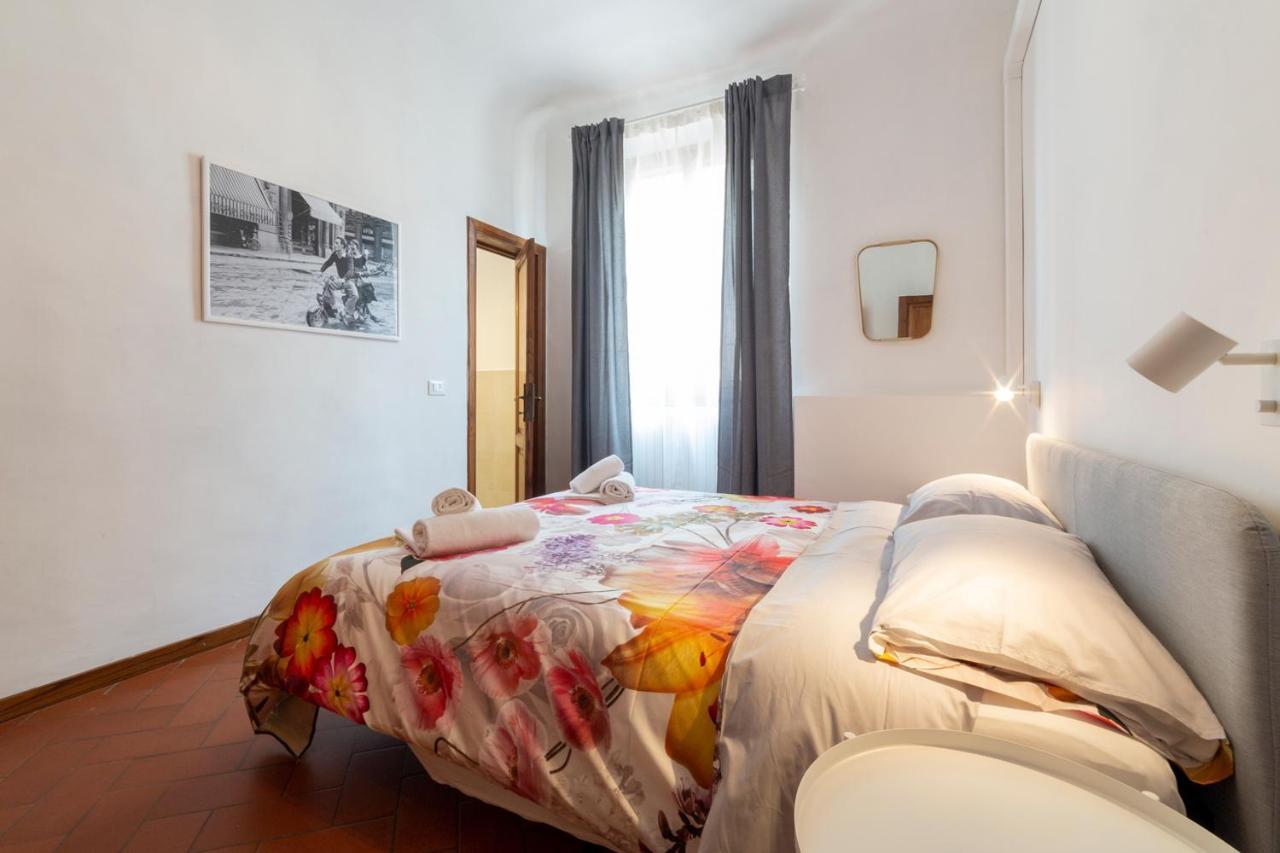 110 Sqm Apartment 6 Sleeps In Santa Croce Florencia Exterior foto