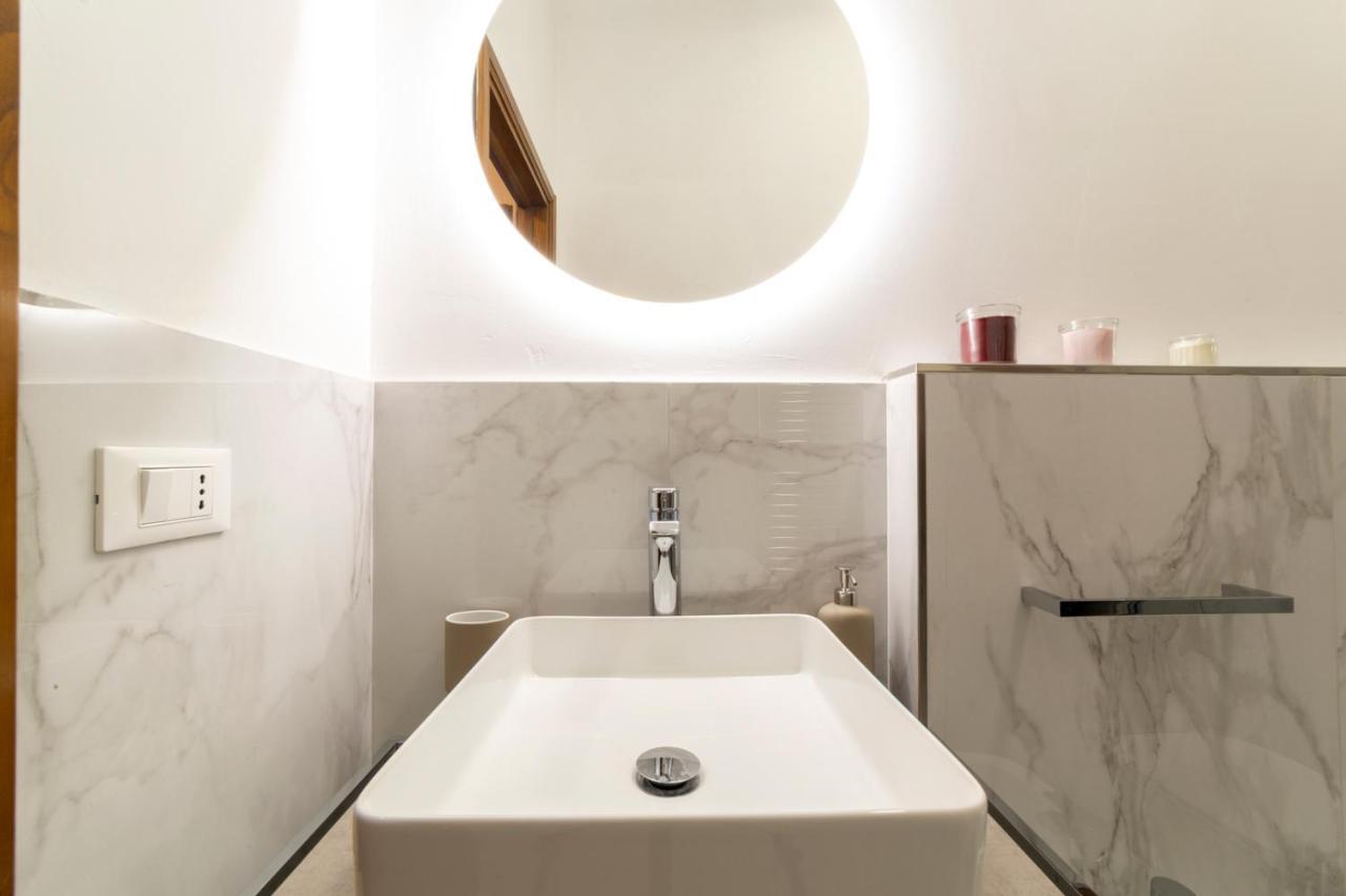 110 Sqm Apartment 6 Sleeps In Santa Croce Florencia Exterior foto