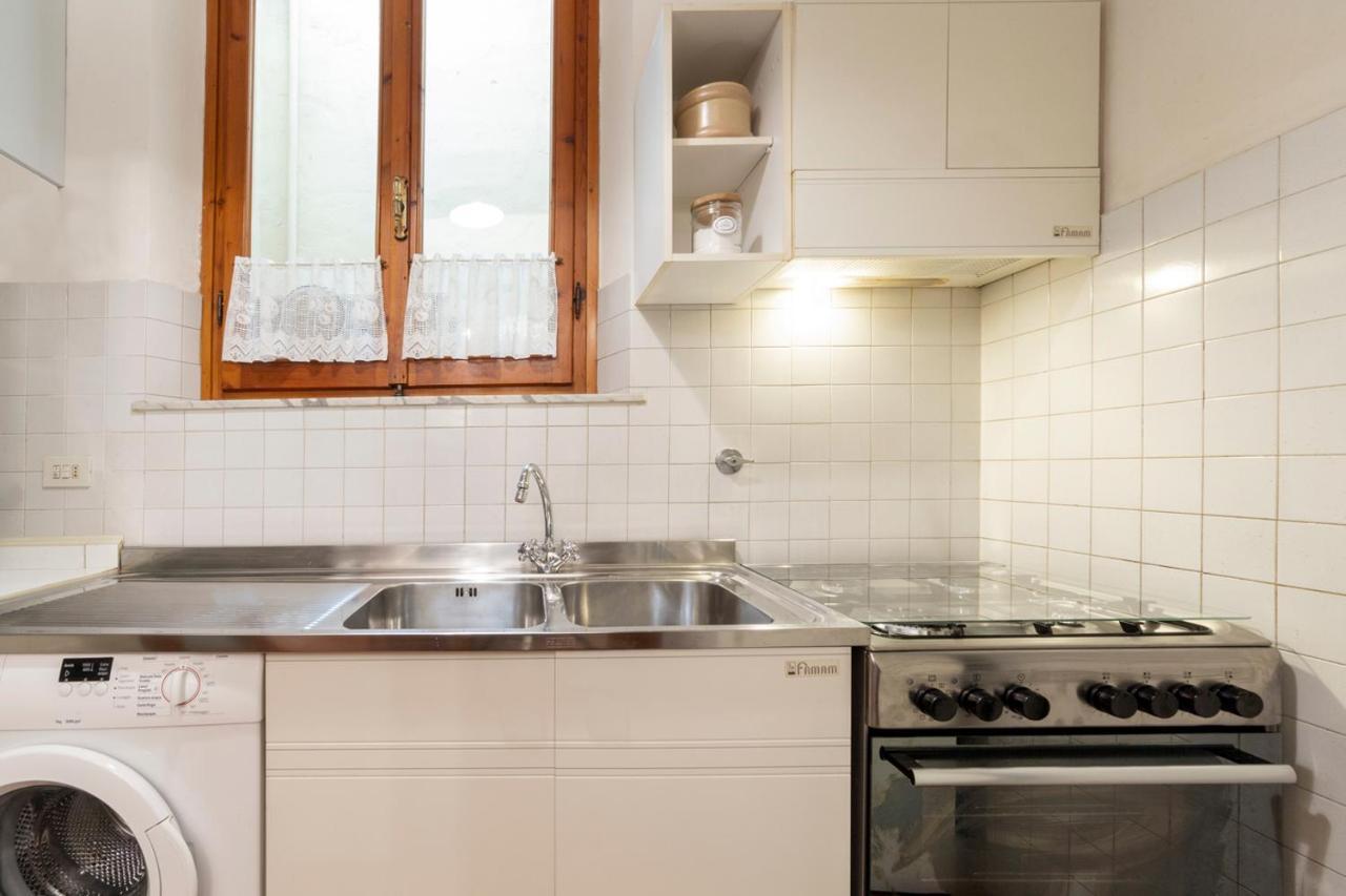 110 Sqm Apartment 6 Sleeps In Santa Croce Florencia Exterior foto